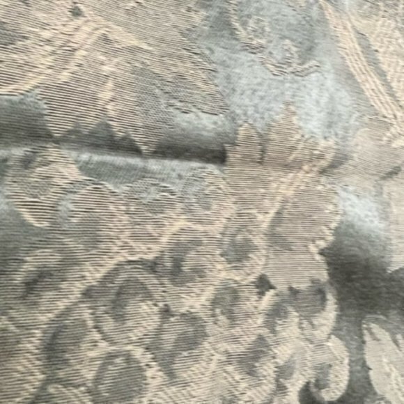 Set of 4 Cloth Dinner Napkins Green with Grape Vine Design 16” Square  Beautiful - Picture 5 of 6